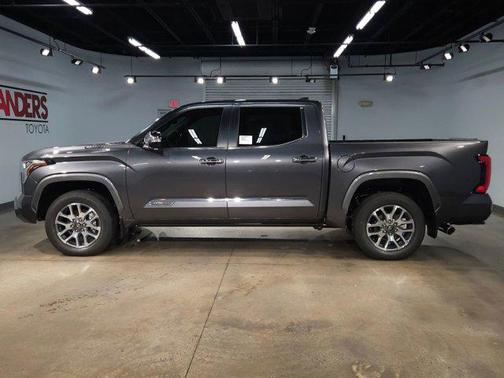 2025 Toyota Tundra Hybrid 1794 Edition