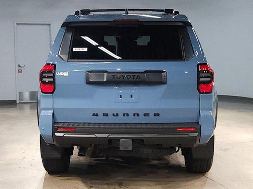 2025 Toyota 4Runner TRD Off Road Premium