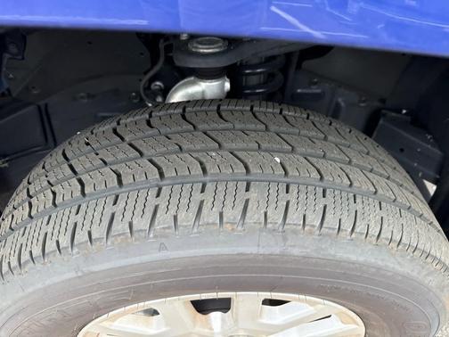 Blue Crush Metallic 2025 Toyota Tacoma SR5