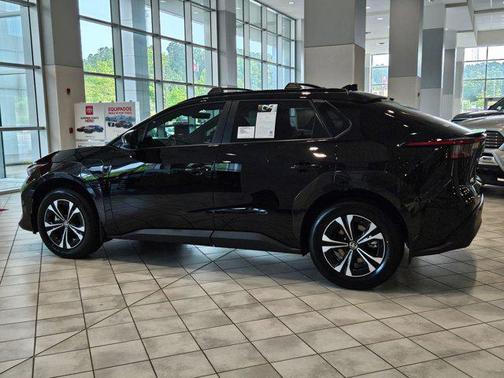 2025 Toyota bZ4X XLE