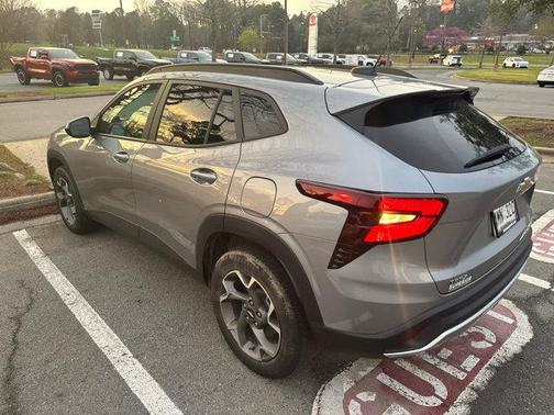 2024 Chevrolet Trax LT