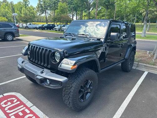 Black Clearcoat 2022 Jeep Wrangler Unlimited Sahara