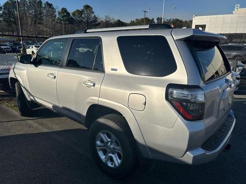 2024 Toyota 4Runner SR5