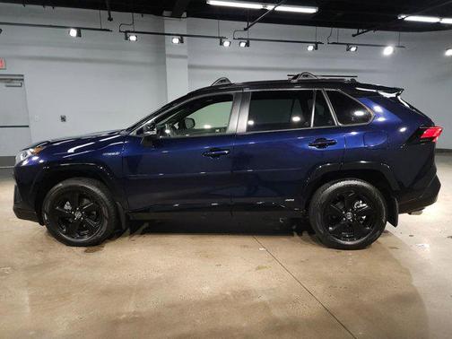 2021 Toyota RAV4 Hybrid SE