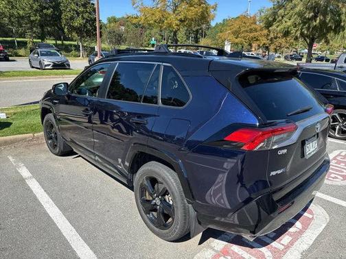 2021 Toyota RAV4 Hybrid SE