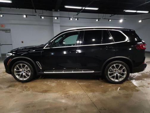 2023 BMW X5 sDrive40i