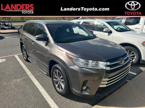 Predawn Gray Mica 2019 Toyota Highlander XLE