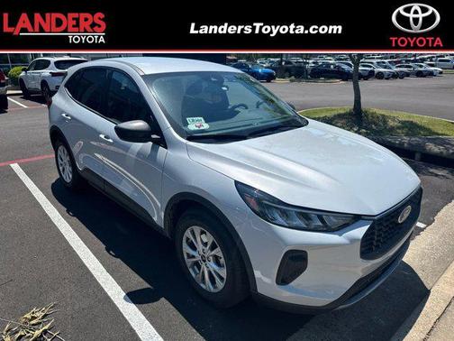 Space Silver Metallic 2025 Ford Escape Active