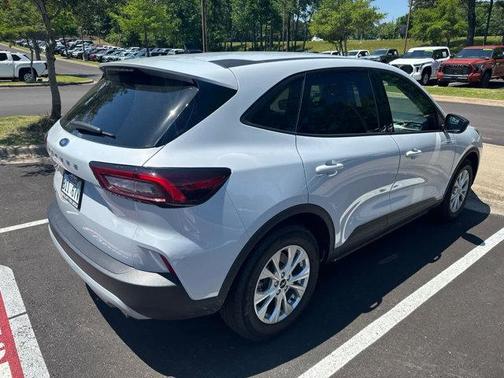 Space Silver Metallic 2025 Ford Escape Active