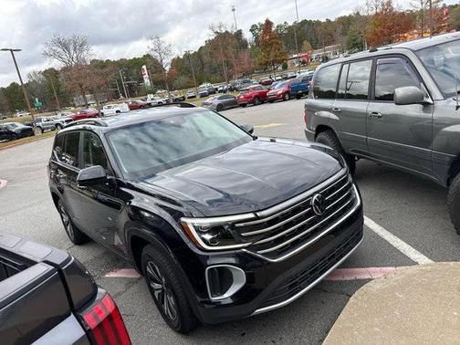 2024 Volkswagen Atlas 2.0T SE
