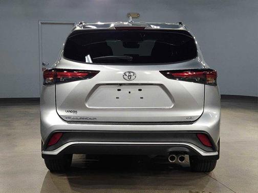 2024 Toyota Highlander XSE