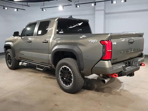 Bronze 2026 Toyota Tacoma Hybrid TRD Off Road