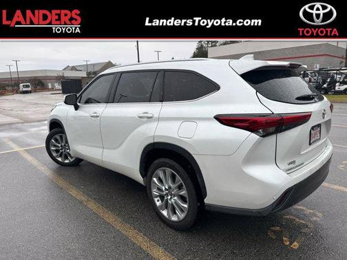 2022 Toyota Highlander Limited