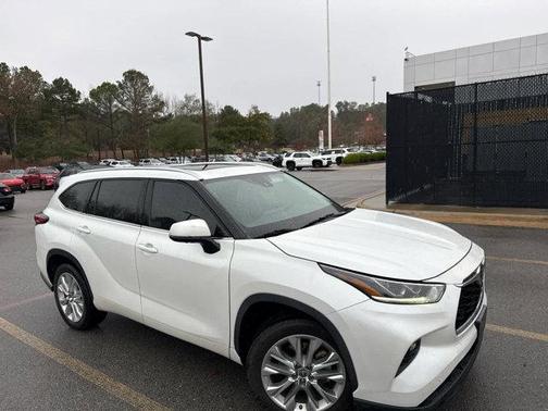 2022 Toyota Highlander Limited