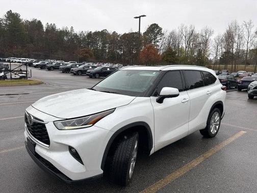2022 Toyota Highlander Limited