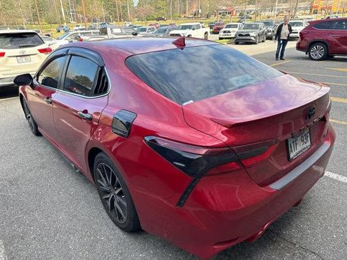 Supersonic Red 2022 Toyota Camry SE