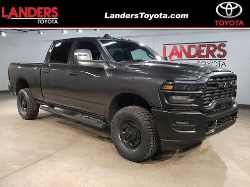 2025 RAM 2500 Tradesman Crew Cab 4x4 6'4' Box