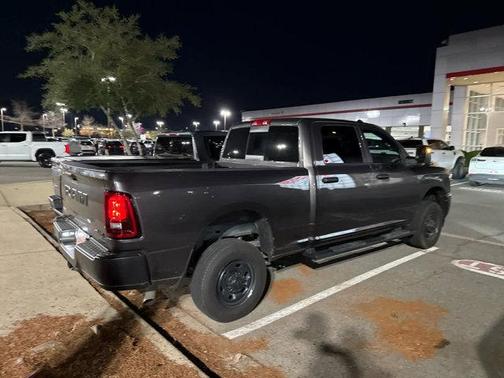 2025 RAM 2500 Tradesman Crew Cab 4x4 6'4' Box