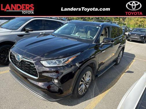 2021 Toyota Highlander Hybrid Platinum