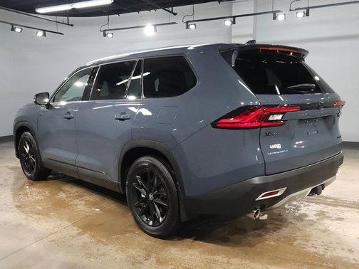 2024 Toyota Grand Highlander Hybrid Limited MAX