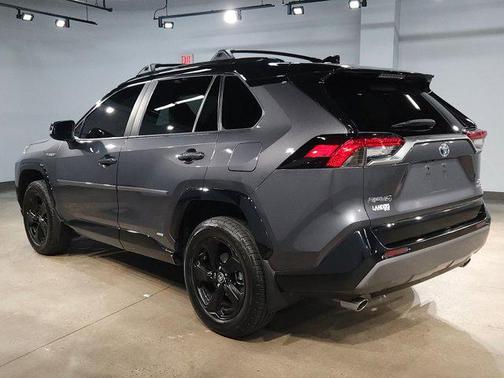 2021 Toyota RAV4 Hybrid SE