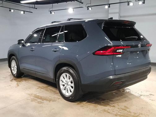 Storm Cloud 2024 Toyota Grand Highlander XLE