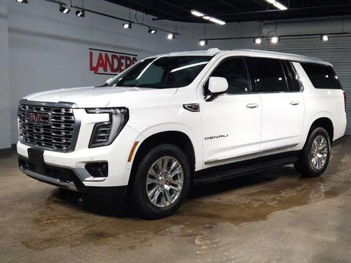 Summit White 2025 GMC Yukon XL Denali