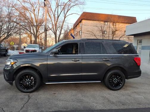 2022 Ford Expedition XLT