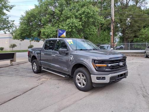 CARBONIZED GRAY METALLIC 2024 Ford F-150 XLT