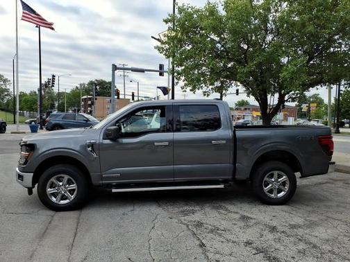 CARBONIZED GRAY METALLIC 2024 Ford F-150 XLT