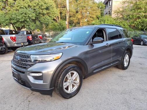 CARBONIZED GRAY METALLIC 2023 Ford Explorer XLT