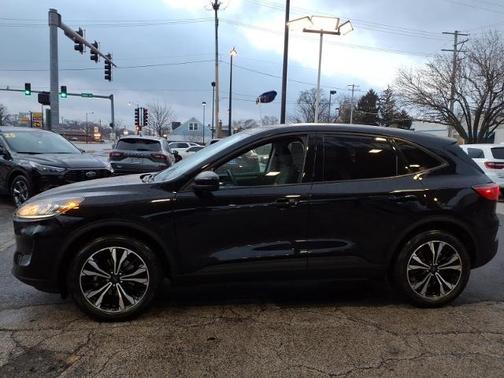 2022 Ford Escape SE