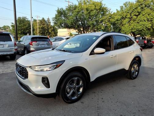 SPACE SILVER METALLIC 2025 Ford Escape ST-LINE SELECT