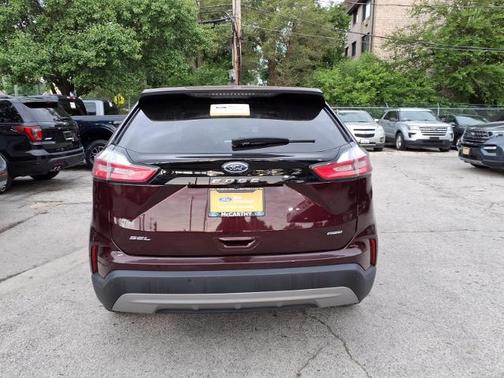 BURGUNDY VELVET MET TINT CC 2024 Ford Edge SEL