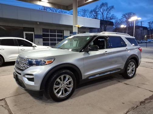 ICONIC SILVER METALLIC 2022 Ford Explorer LIMITED