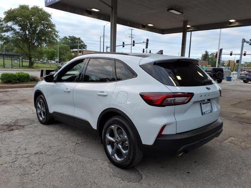 SPACE SILVER METALLIC 2025 Ford Escape ST-LINE