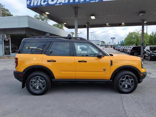 CYBER ORANGE METALLIC TC 2021 Ford Bronco Sport BADLANDS