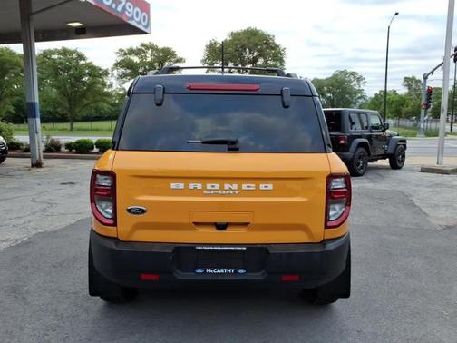 CYBER ORANGE METALLIC TC 2021 Ford Bronco Sport BADLANDS
