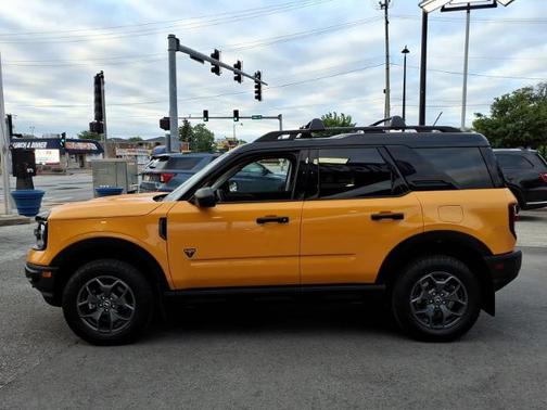 CYBER ORANGE METALLIC TC 2021 Ford Bronco Sport BADLANDS