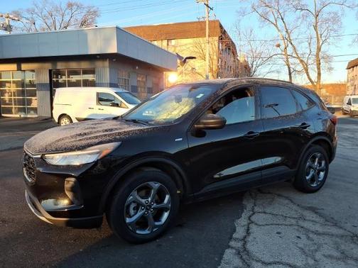 2025 Ford Escape ST-LINE