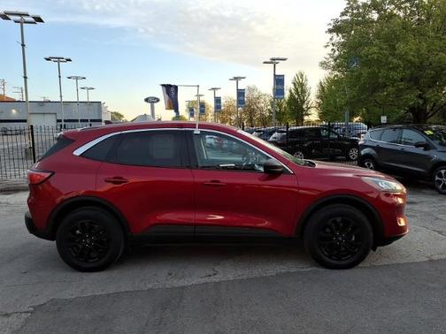 RAPID RED MET TINTED CC 2022 Ford Escape SE