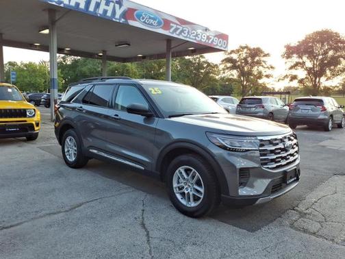 CARBONIZED GRAY METALLIC 2025 Ford Explorer ACTIVE
