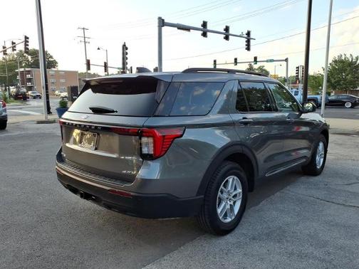 CARBONIZED GRAY METALLIC 2025 Ford Explorer ACTIVE