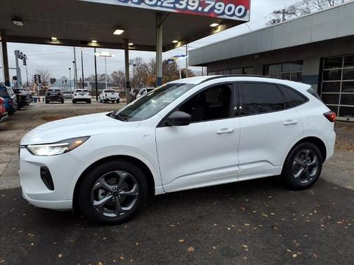 2023 Ford Escape ST-LINE