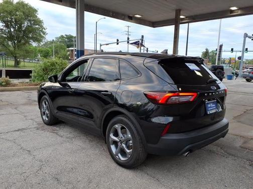AGATE BLACK METALLIC 2025 Ford Escape ST-LINE