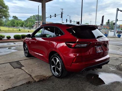 2023 Ford Escape ST-LINE ELITE
