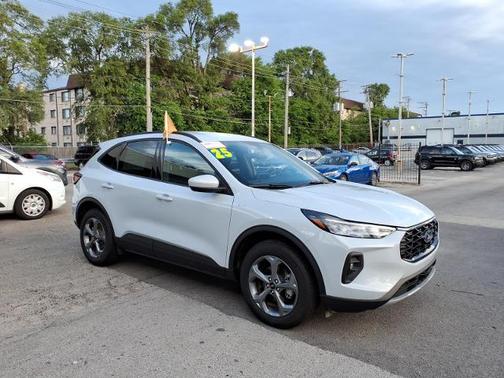 SPACE SILVER METALLIC 2025 Ford Escape ST-LINE SELECT