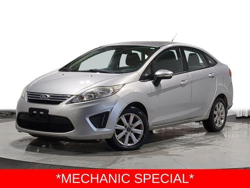 2013 Ford Fiesta SE