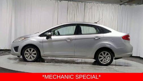 2013 Ford Fiesta SE
