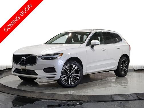 2020 Volvo XC60 T6 Momentum